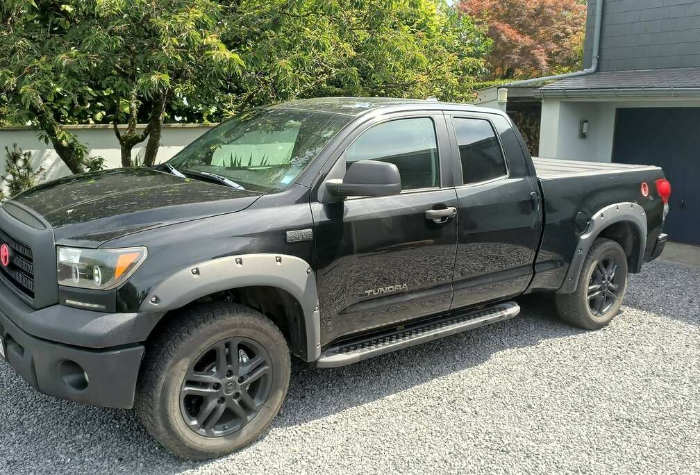 Toyota 5.7L i-Force