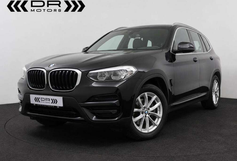 BMW 30 E - VERWARMD STUUR EN ZETELS