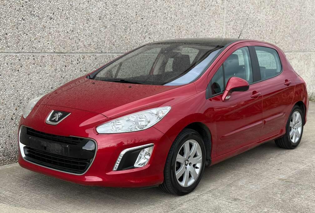 Peugeot 1.6i - Airco - Pano - Navi - TipTop