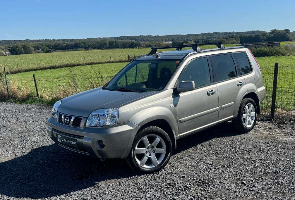 Nissan 2.5i 4x4 Automatique 4wd