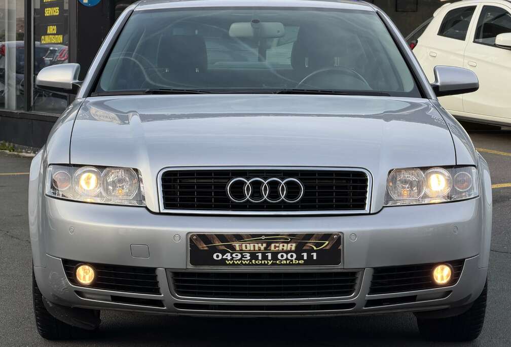Audi A4 2.0i 16v FSI*Boîte automatiqu* garantie 12M*