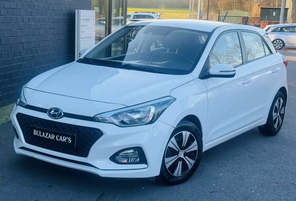 Hyundai i20 1.2i ACTIVE GARANTI CARNET CLIM 1ER PROP.