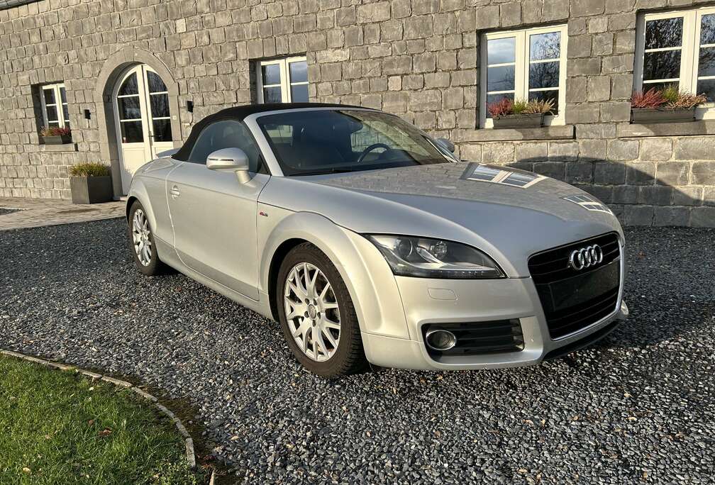 Audi TT Roadster 2.0 TFSI S line
