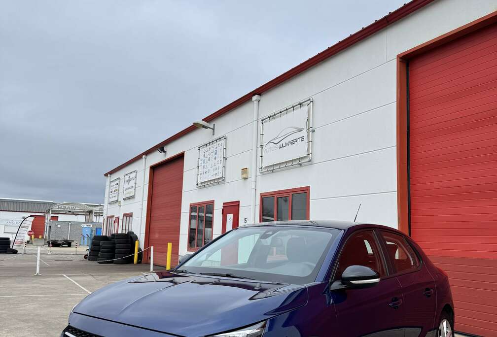 Opel elegance 2020 40000km 1.2i nav/applcrply/dab/pdc