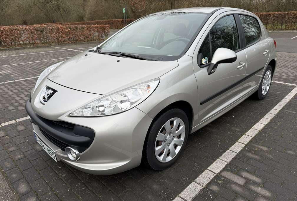 Peugeot 1.4i 16v Sporty