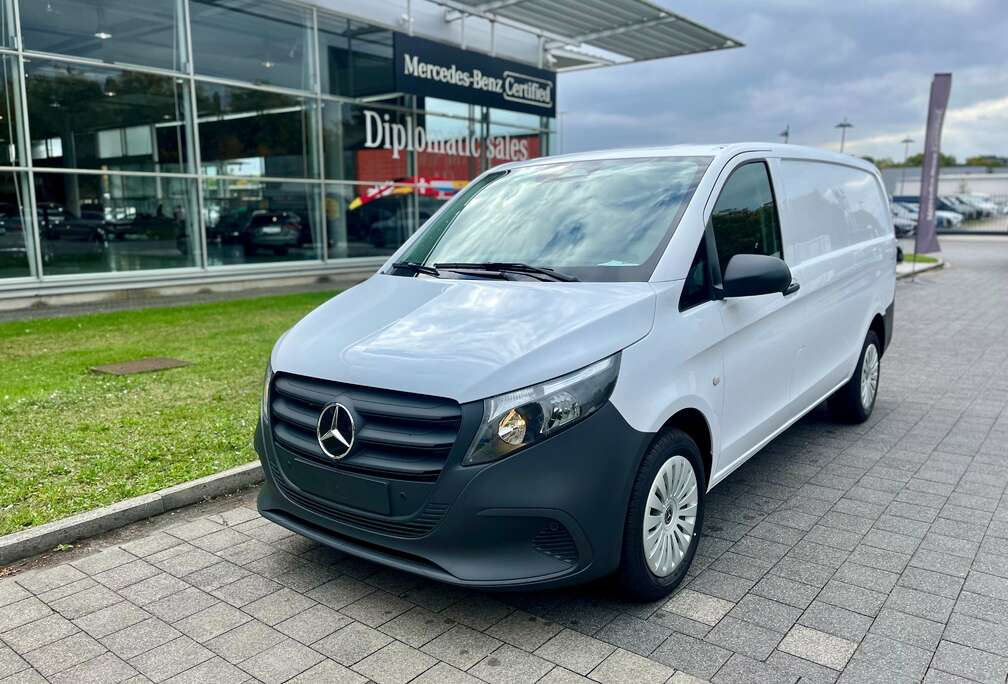 Mercedes-Benz 110 CDI Panel Van L2 Pro