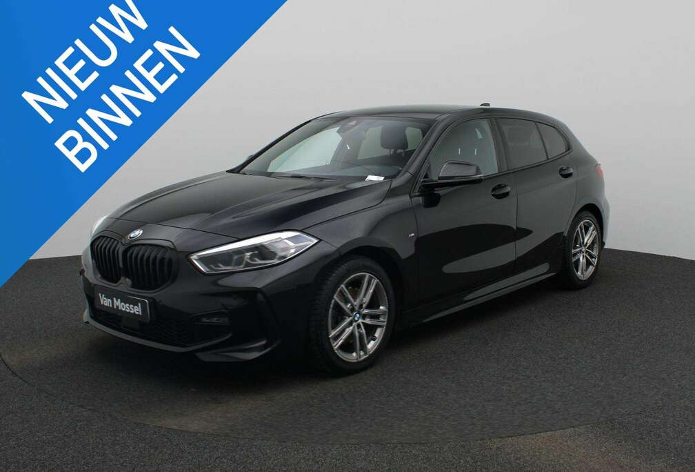 BMW 1 Reeks Hatch 116iA (80 kW) M Pakket  LEDER  Sfe