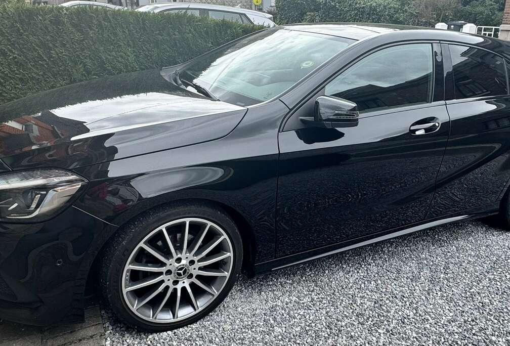 Mercedes-Benz 180D AMG