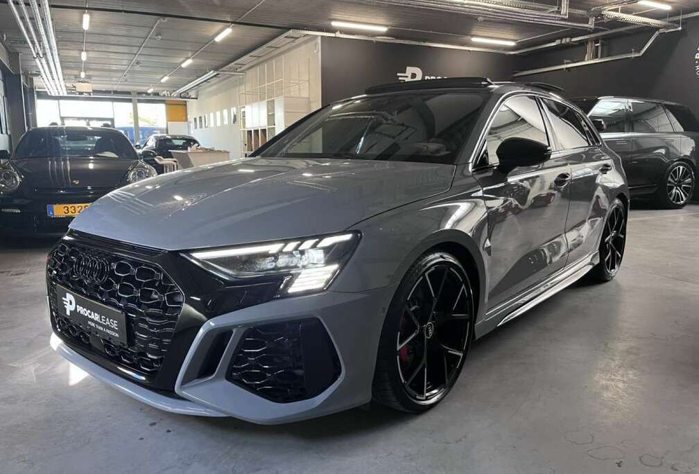 Audi RS 3 Sportback 2.5 TFSI quattro/Toit Ouvrant /19/C