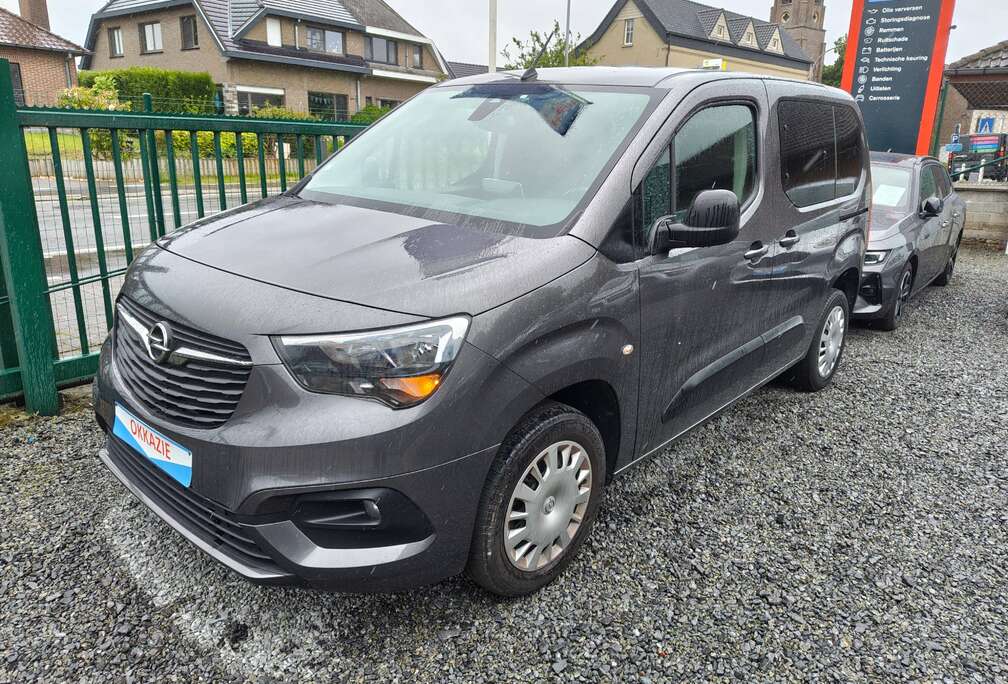 Opel Combo Life 1.2 Edition 5pl 82496 km
