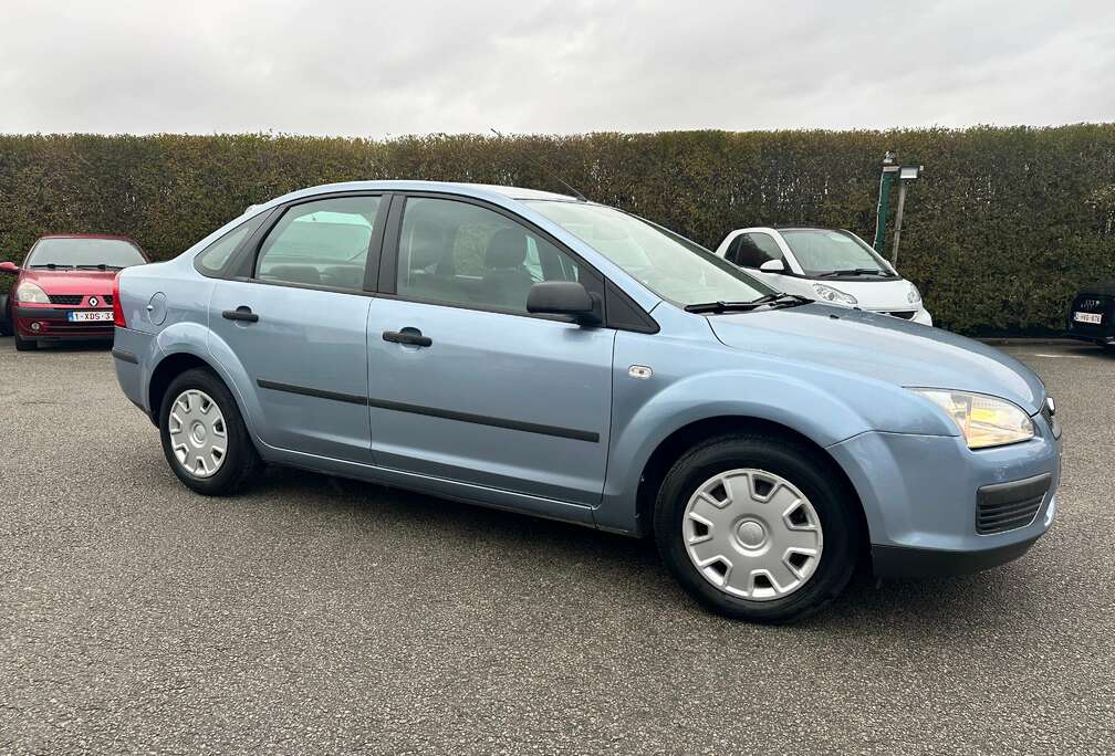 Ford Focus 1.6i 16v Trend