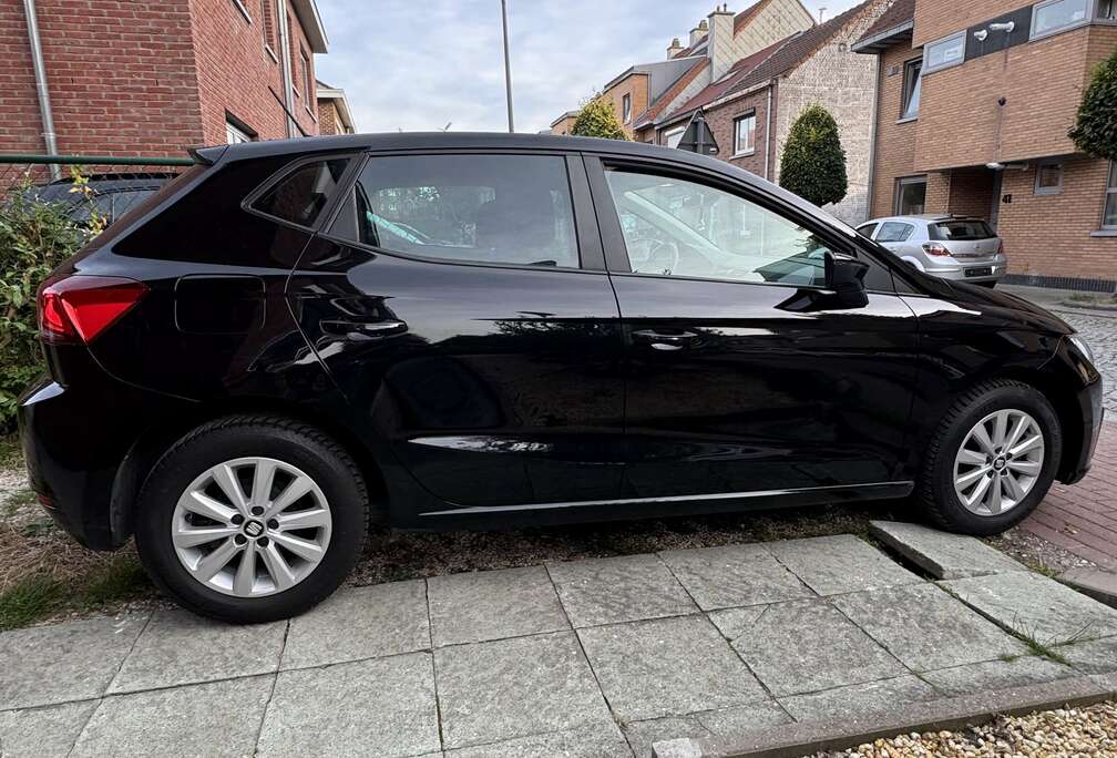 SEAT 1.0i ( Zie Beschrijving )