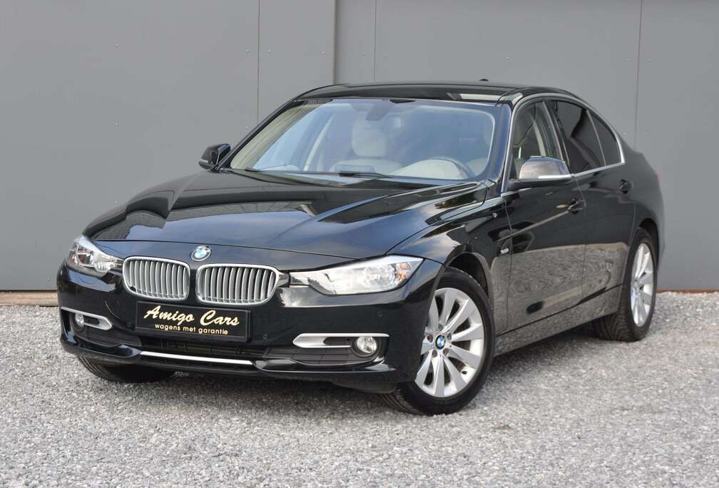 BMW 316i NAVIGATIE - LEDER - PDC - MULTISTUUR