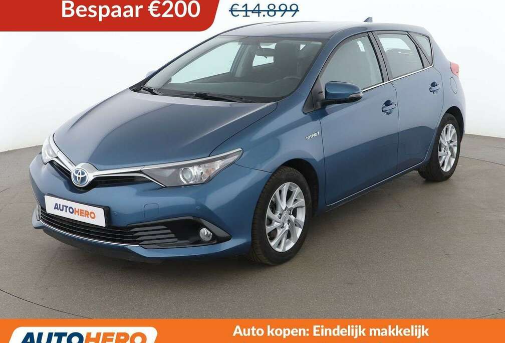 Toyota 1.8 Hybrid Advance