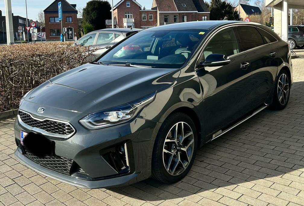 Kia ProCeed 1.4 T-GDI OPF GT LINE