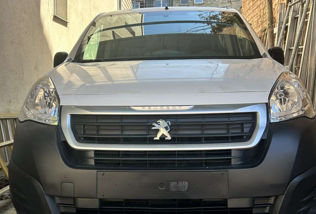 Peugeot 1.6 HDi Pack CD Airco