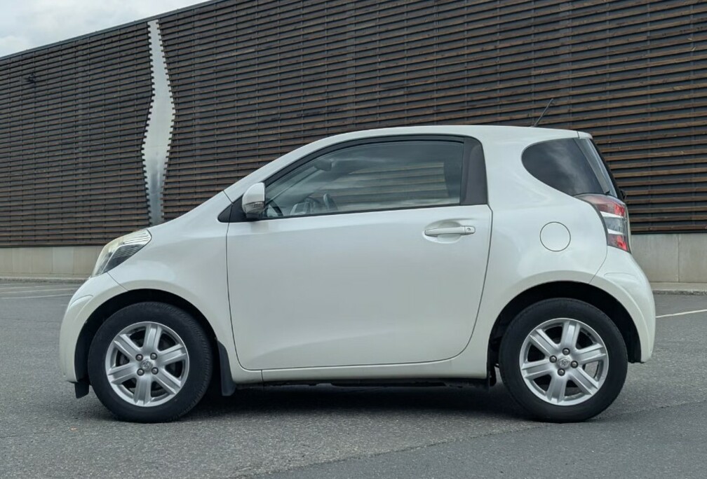 Toyota IQ 1.0 VVT-I Active