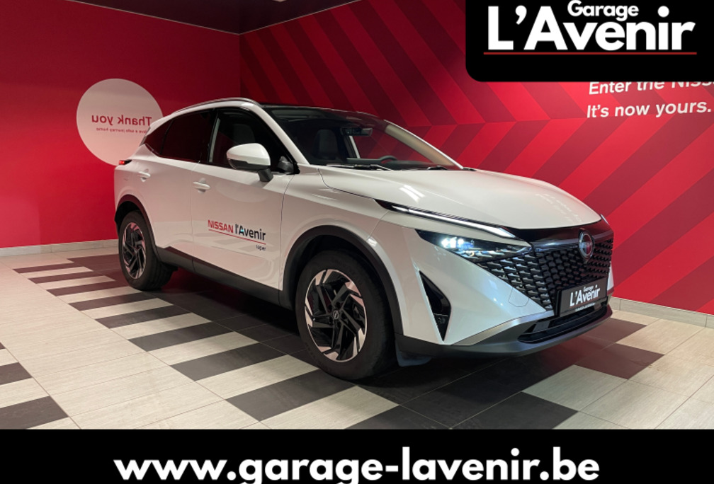 Nissan N-Connecta + Glass Roof