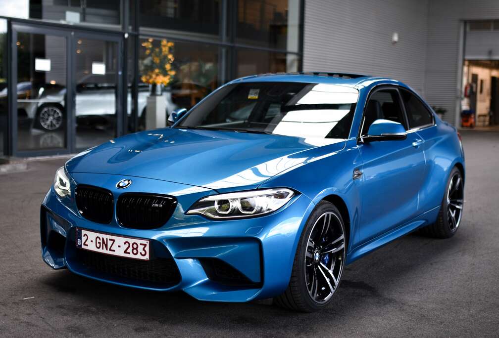 BMW BMW M2 F87 | Long Beach Blue | Full Options