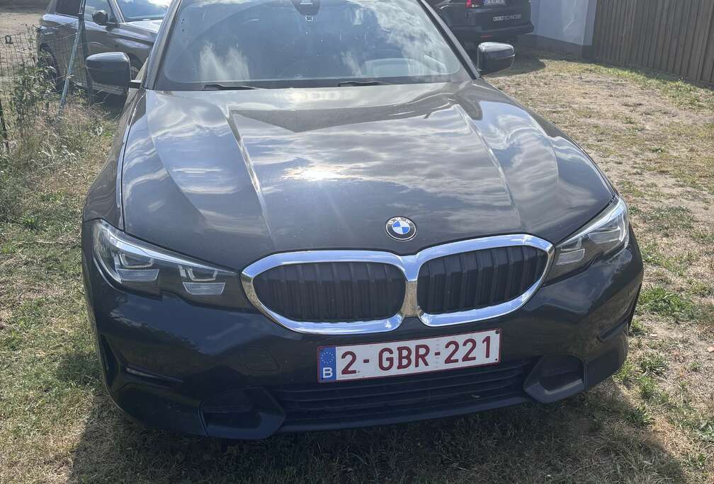 BMW 330e Touring xDrive Aut. Advantage