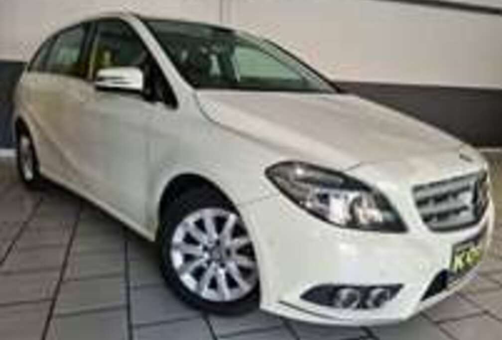 Mercedes-Benz /NAVIGATION/CLIMATISATION/GARANTIE/CAR-PASS