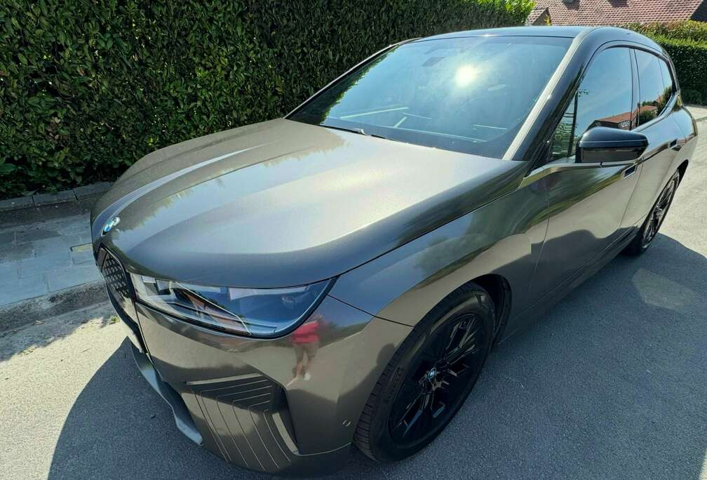 BMW iX 111.5 kWh xDrive50