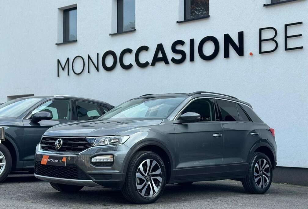 Volkswagen 1.0 TSI GPS CAPTEURS CARPLAY JANTES 17\' CRUISE