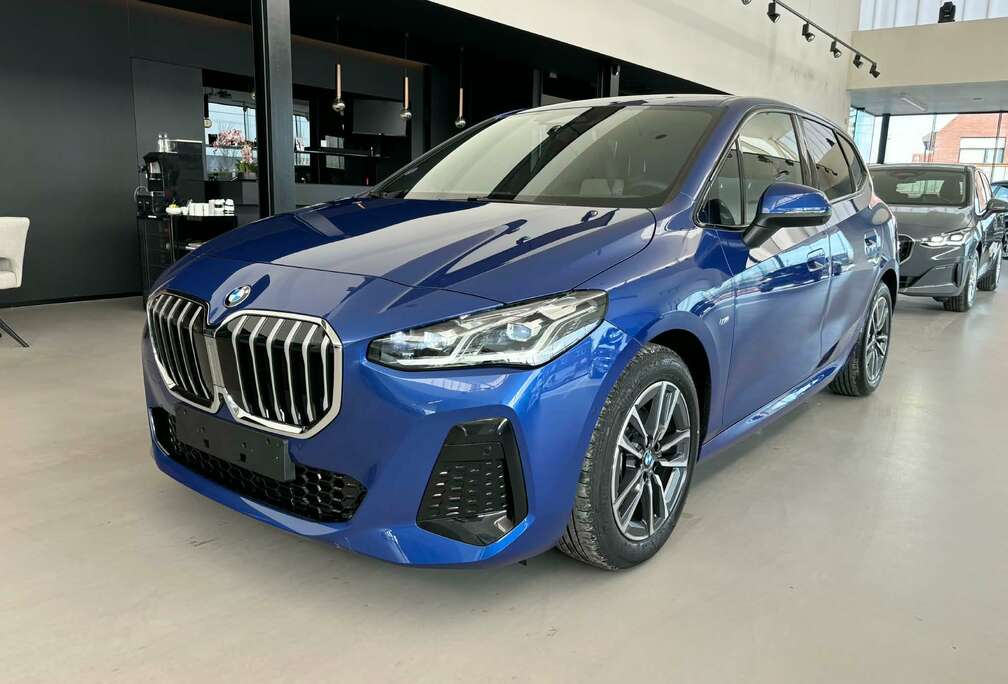 BMW iA Active Tourer M PAKKET 360 Camera/Head up.....