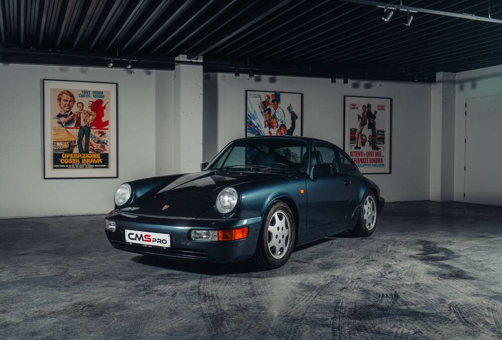 Porsche Marine Blue Metallic / 116.795 Km / Documents