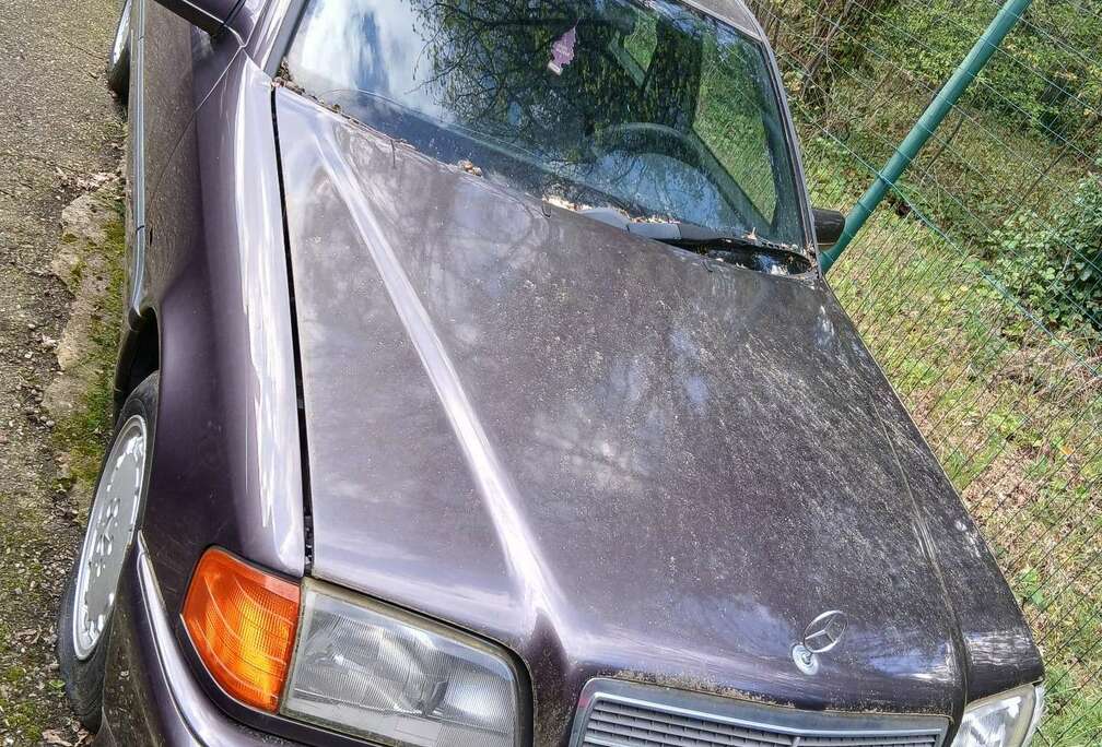 Mercedes-Benz Esprit
