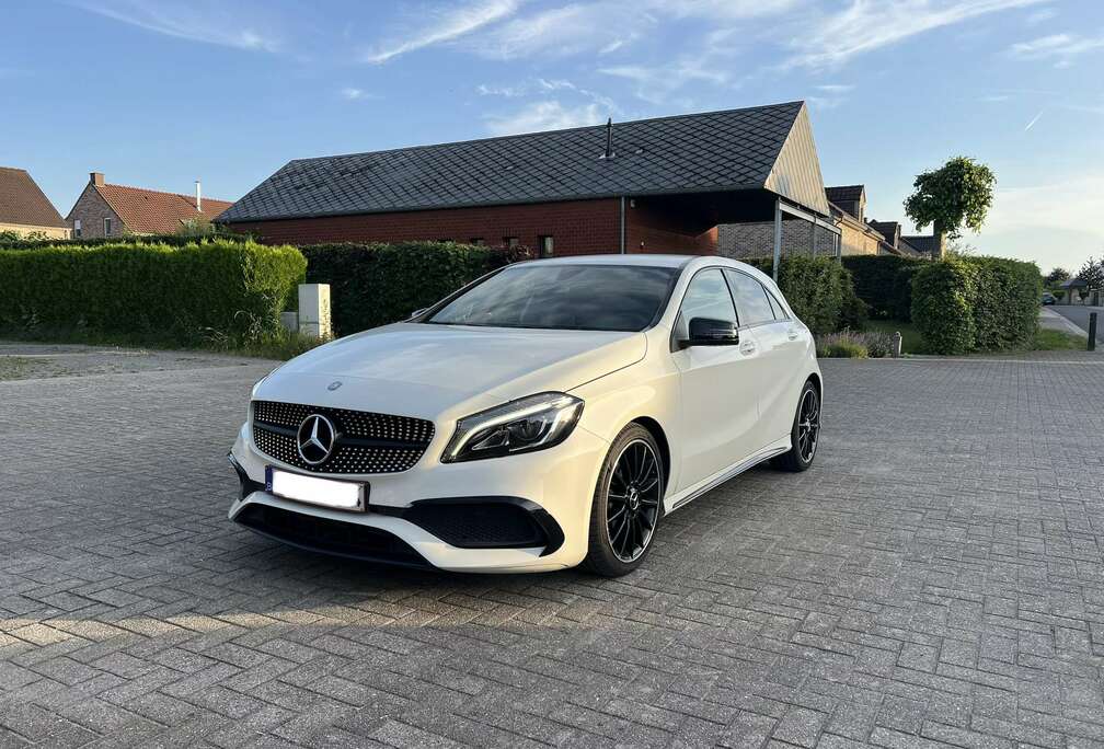 Mercedes-Benz *Pack AMG* PACK NIGHT LED