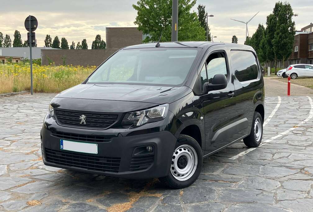 Peugeot 1.5d 1ste eig - nieuwstaat