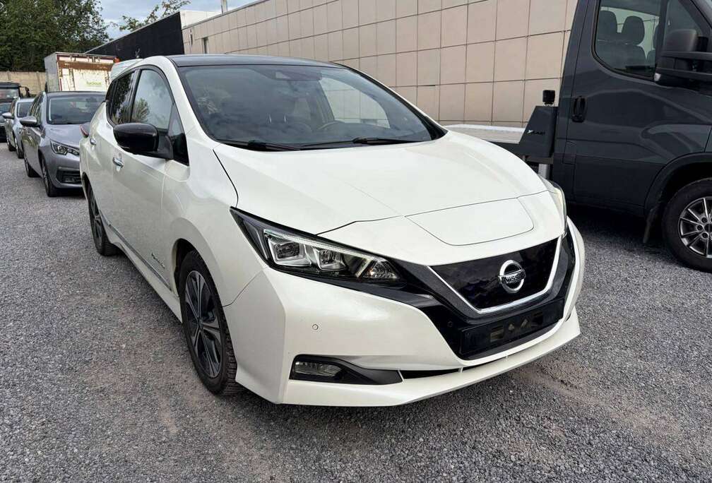 Nissan Leaf 40 kWh Tekna (EU6.2)