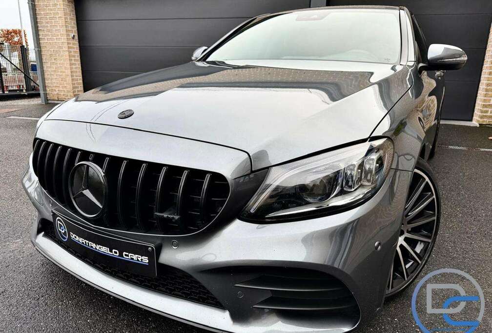 Mercedes-Benz PACK AMG\'\'2.0d 150cv 1ER MAIN CARPLAY XENONS CUIR