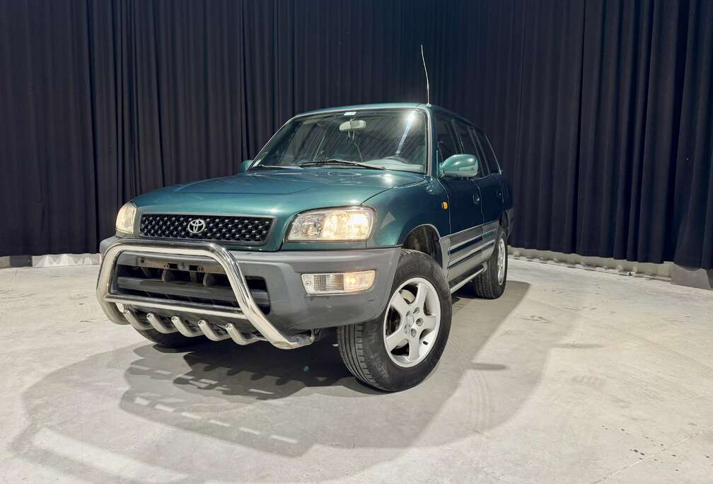 Toyota 2.0i 16v Pack Magellan - 4x4 - Bon état