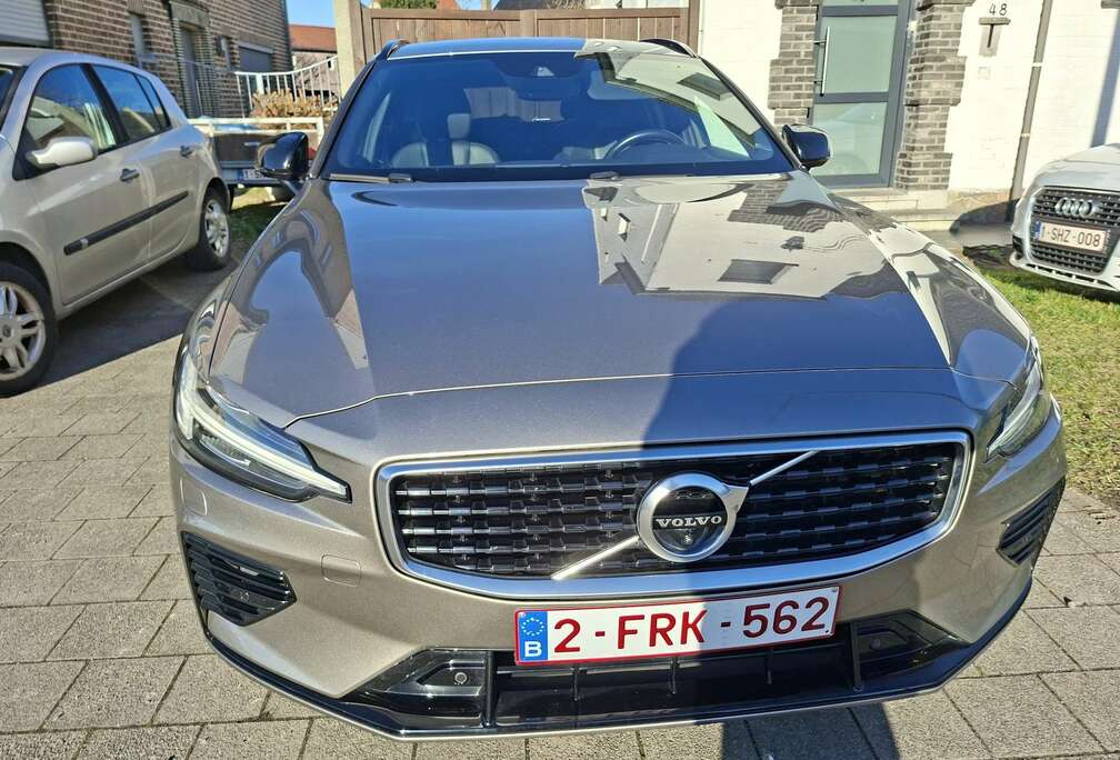 Volvo T8 AWD Recharge Geartronic RDesign