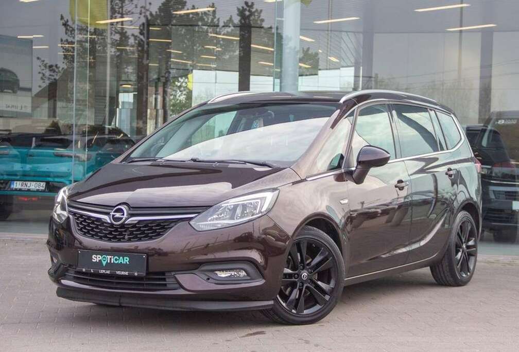 Opel TOURER COSMO 5PL 1.4T 140PK AT6NAVICAMERA