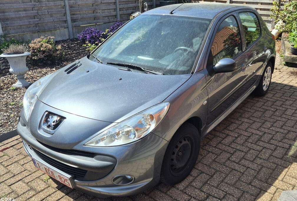Peugeot 206  1.1i Urban