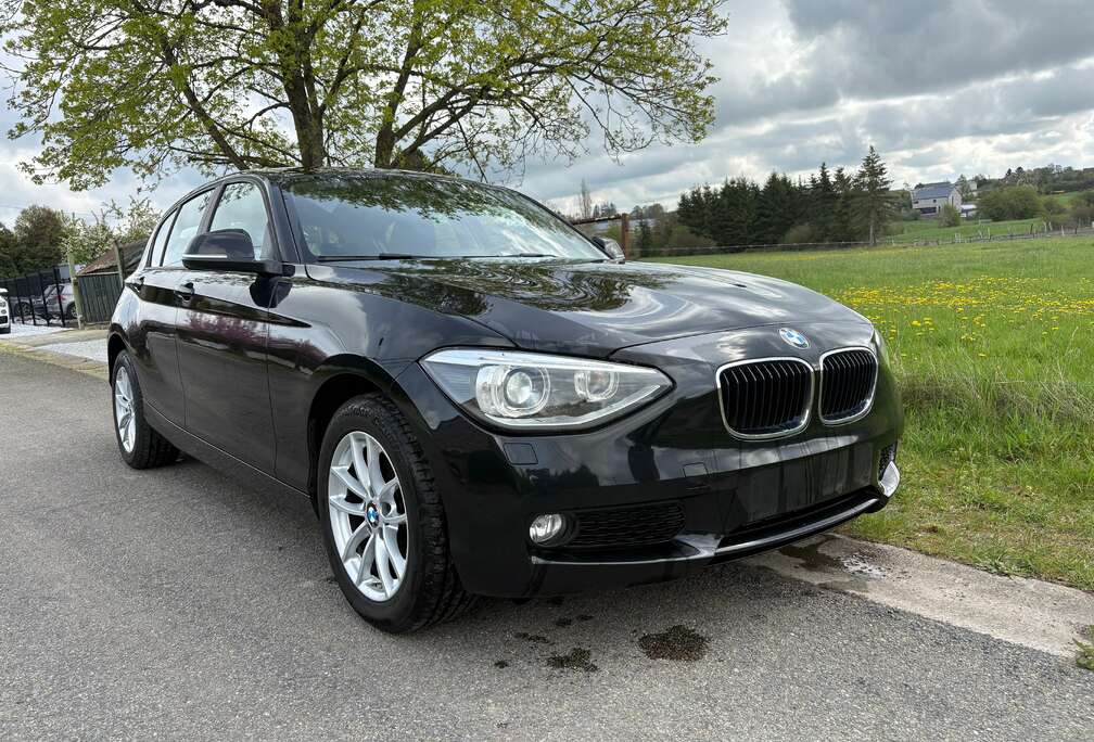 BMW 116i Xenons//Sieges Chauffants// Carnet Bmw