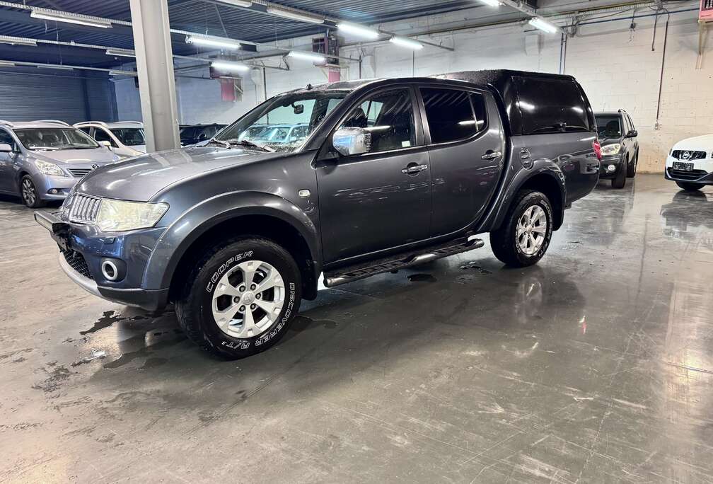 Mitsubishi Pick Up 4x4 Intense Double Cab