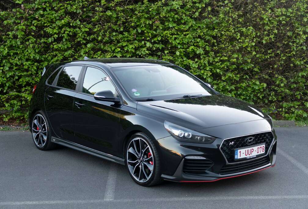 Hyundai i30N 2.0 T-GDi Performance Pack / 275 PK / 1ste eigenares / Ongevalvrij /