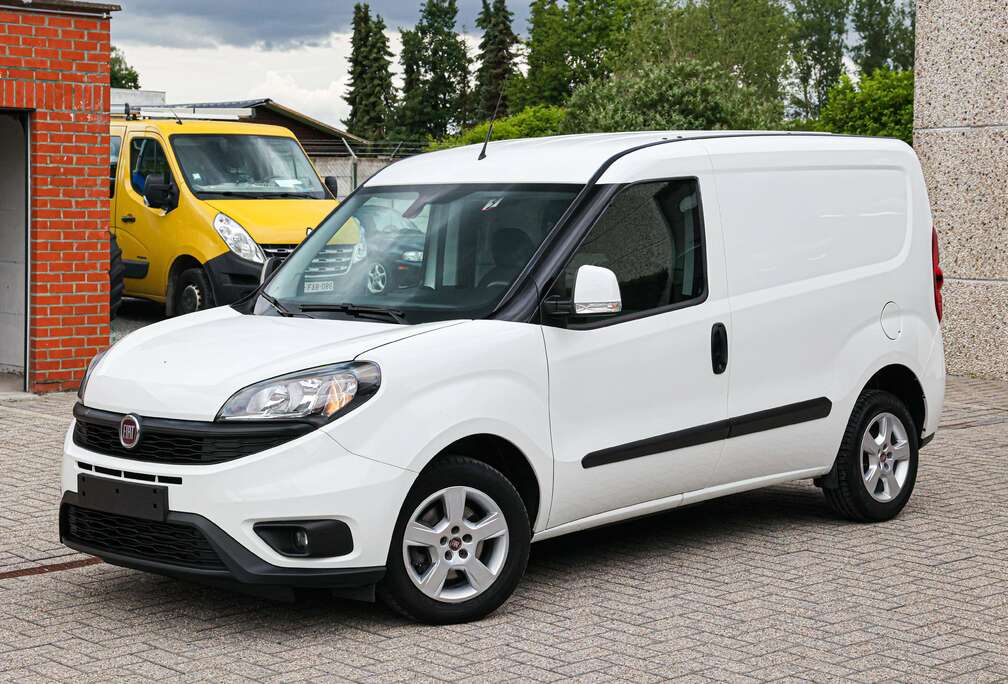 Fiat LICHTE-VRACHT*CRUISE-CONTROLE*MANUEEL*MULTIFUNCTIONEELSTUUR*DAB*