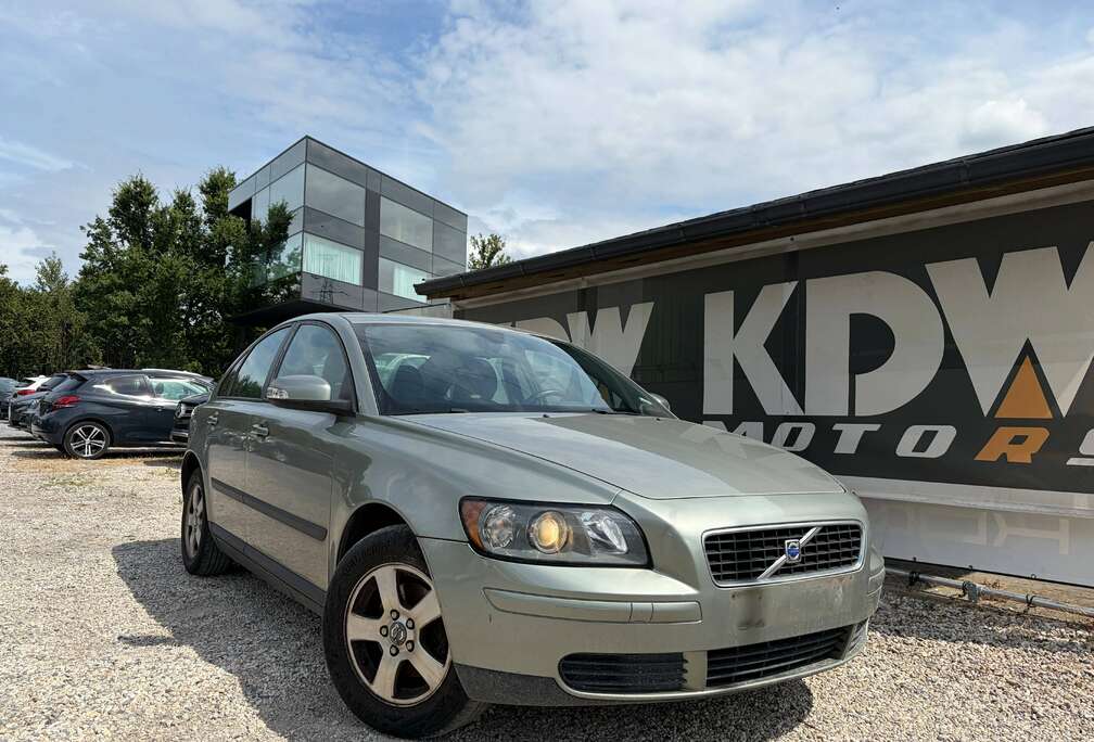 Volvo S40 1.6 Turbo - D Kinetic