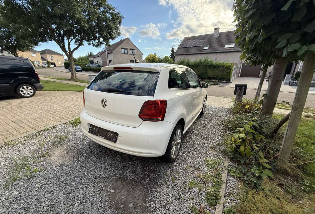 Volkswagen 1.6 CR TDi White Edition DPF
