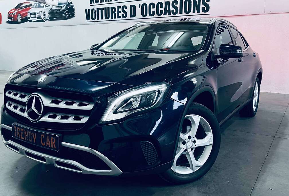 Mercedes-Benz GLA 200 d+NAVI+LED+PANO+CAMERA+CARNET COMPLET+CARPASS