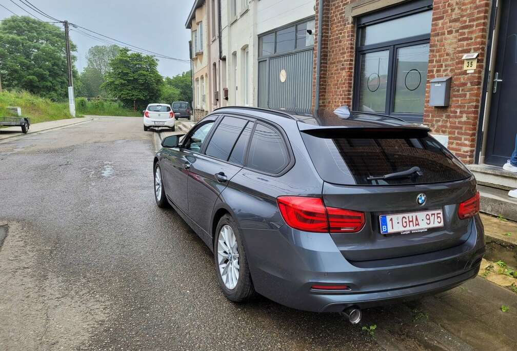 BMW 318i