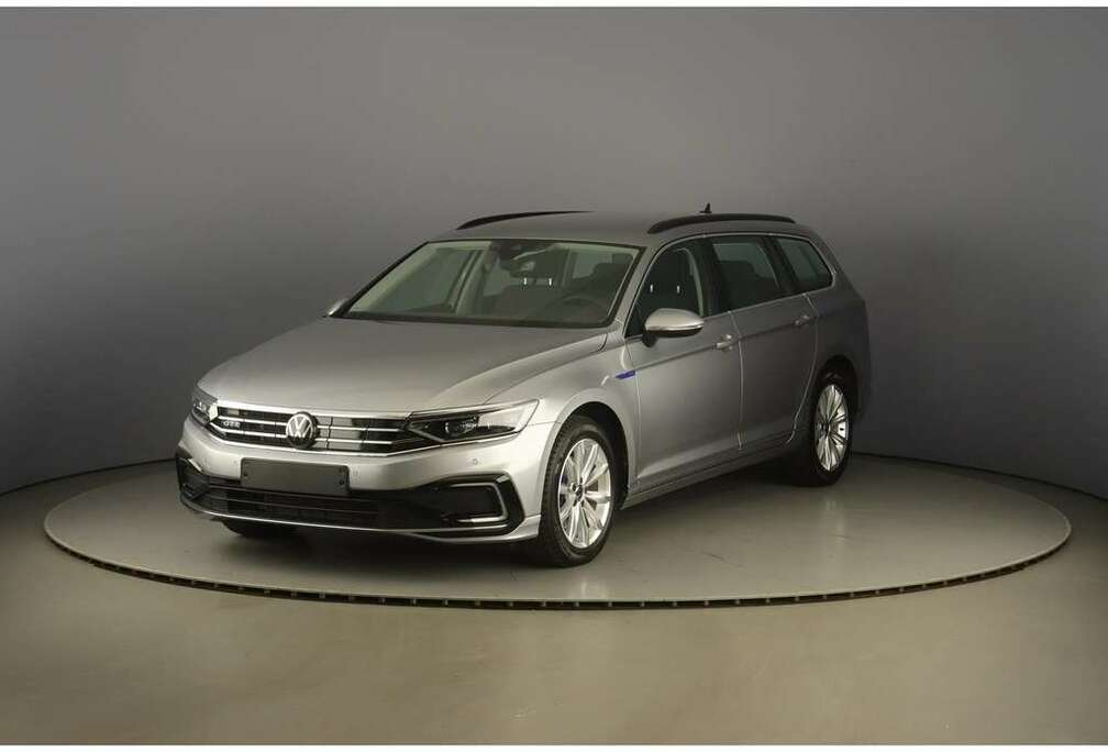 Volkswagen GTE Plug-In Hybrid 218pk DSG Pack Business