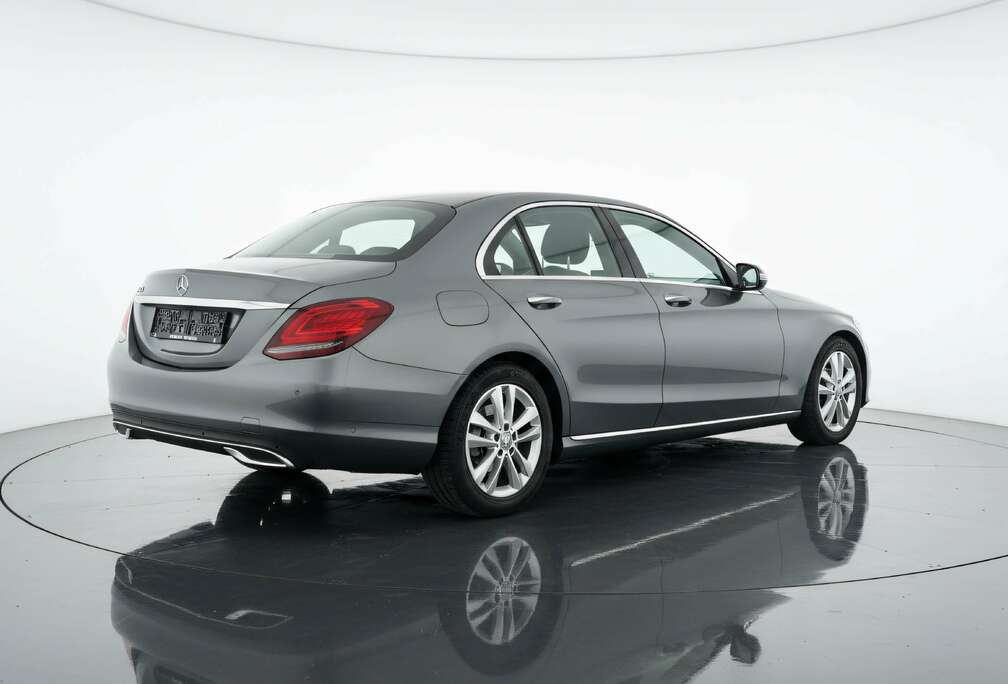 Mercedes-Benz  9G-TRONIC  Avantgarde