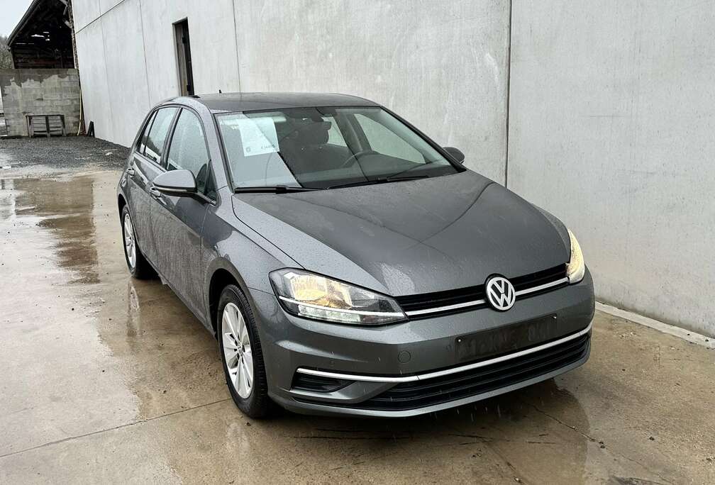 Volkswagen Golf 1.0 TSI Trendline OPF (EU6.2)