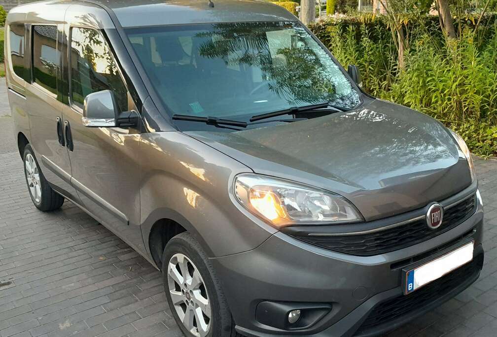 Fiat Doblo 1.4 T-Jet 16V Natural Power Lounge